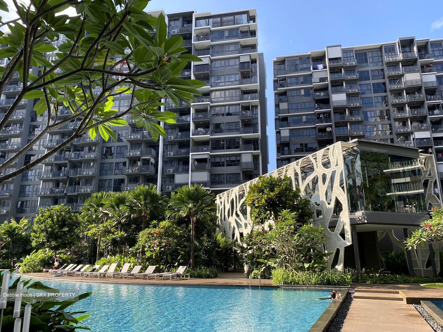 Grandeur Park Residences thumbnail photo